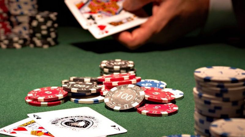 Bí quyết chơi Poker chuyên nghiệp được tiết lộ từ cao thủ 8888kbet