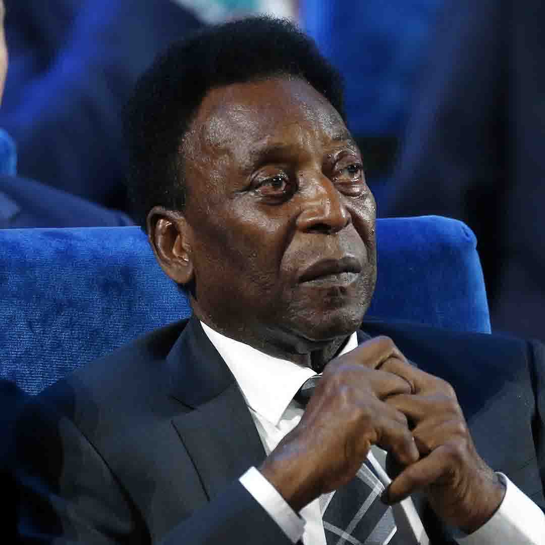 Huyền thoại bóng đá Pele